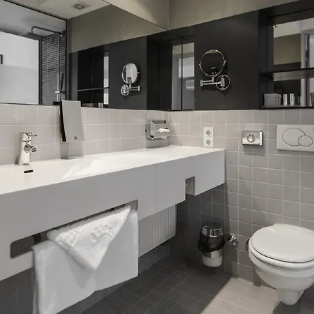 Pearl Design - Frankfurt Hotel