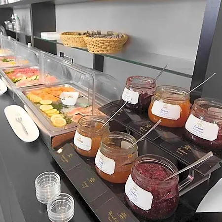 Pearl Design - Frankfurt Hotel 4*