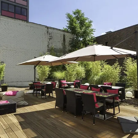 Pearl Design Frankfurt 4*