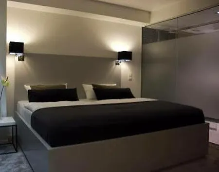 Pearl Design - Frankfurt 4* フランクフルト