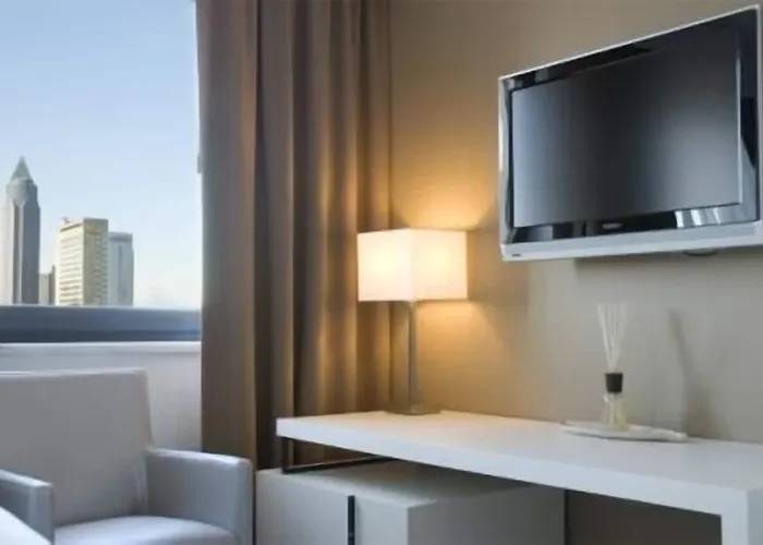 호텔 Pearl Design - Frankfurt 4*