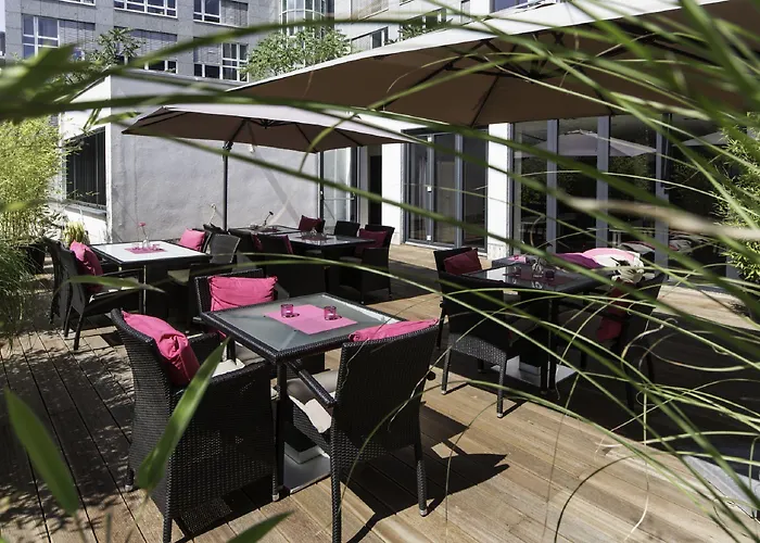 Hotel Pearl Design - Frankfurt 4*